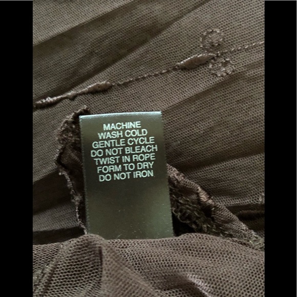 Avenue Mesh Embroidered Top Blouse Size 26/28 Chic Brown Stretchy Sheer Top - Picture 10 of 12